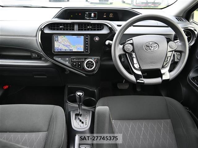 Toyota AQUA 2019 8705774-15