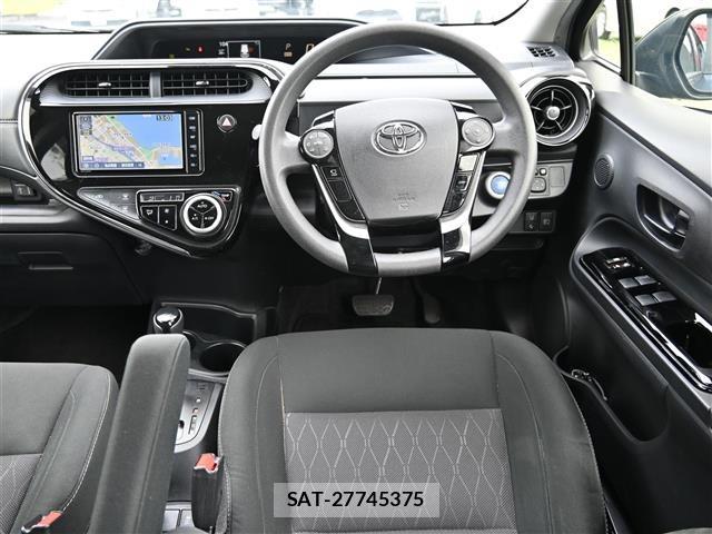 Toyota AQUA 2019 8705774-20