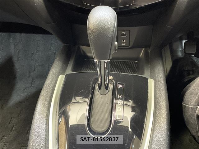 Nissan X-TRAIL 2016 8929719-17