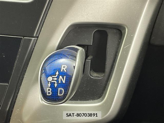 Toyota PRIUS 2013 8938670-10