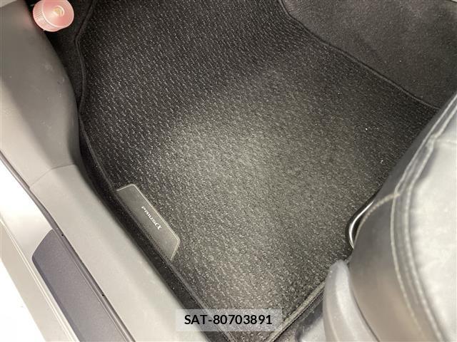 Toyota PRIUS 2013 8938670-6