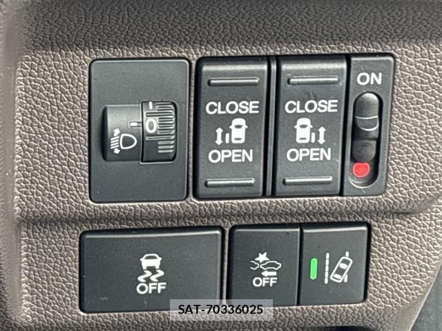Honda FREED 2021 8684687-6