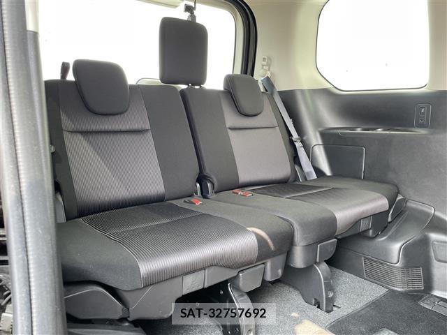 Nissan SERENA 2017 8927672-10