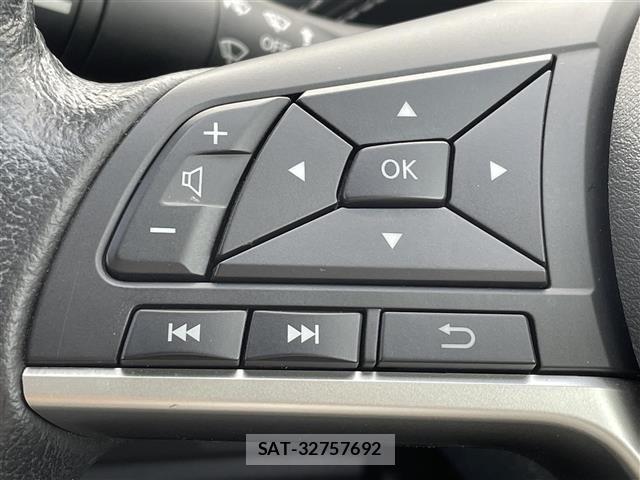 Nissan SERENA 2017 8927672-2