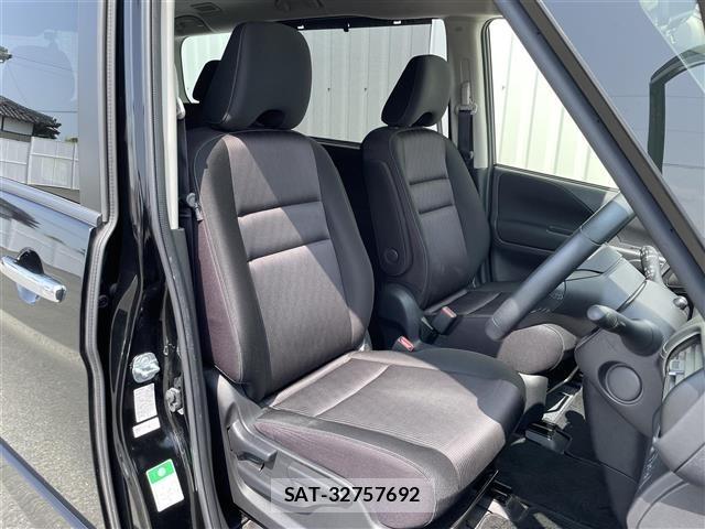 Nissan SERENA 2017 8927672-8