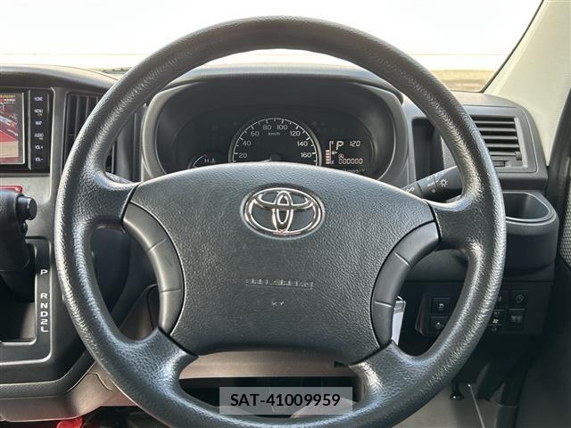 Toyota TOWNACE VAN 2022 8887020-14