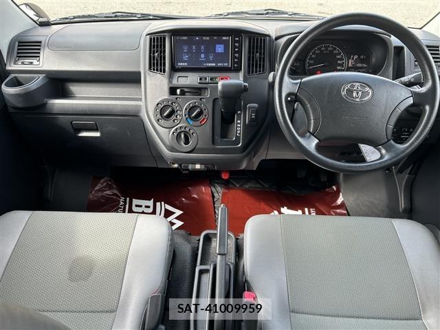 Toyota TOWNACE VAN 2022 8887020-15
