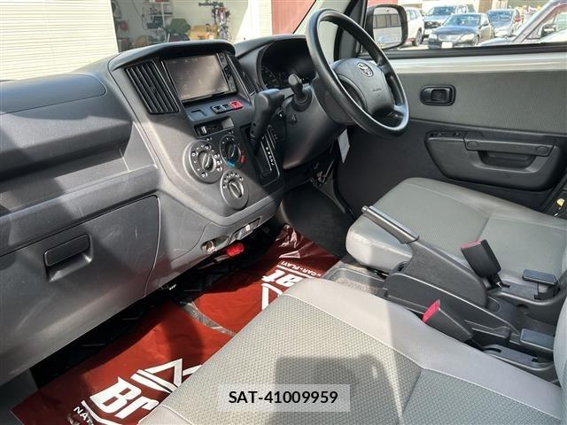 Toyota TOWNACE VAN 2022 8887020-4