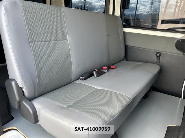 Toyota TOWNACE VAN 2022 8887020-6