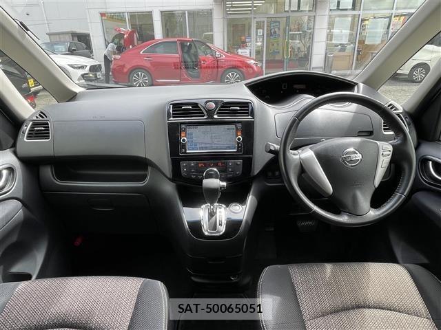 Nissan SERENA 2015 8927708-14