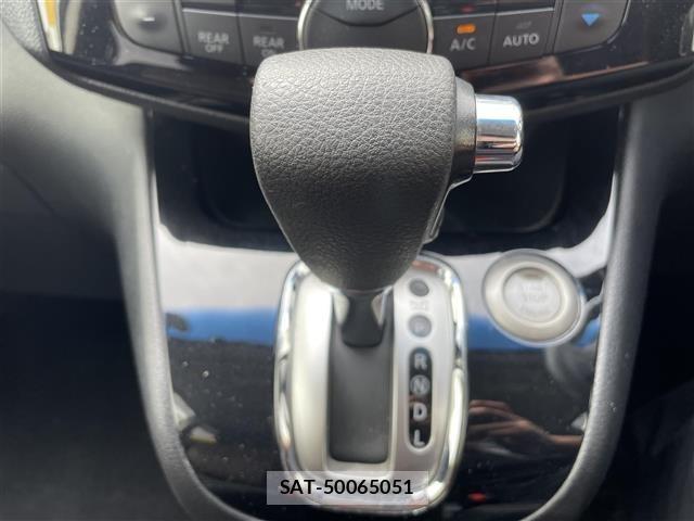 Nissan SERENA 2015 8927708-3
