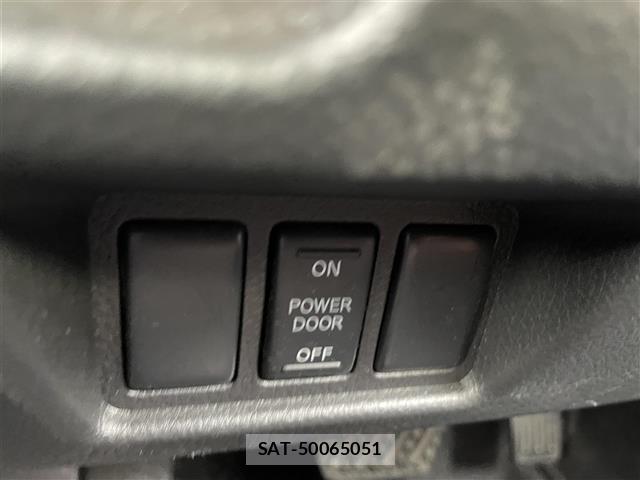 Nissan SERENA 2015 8927708-9