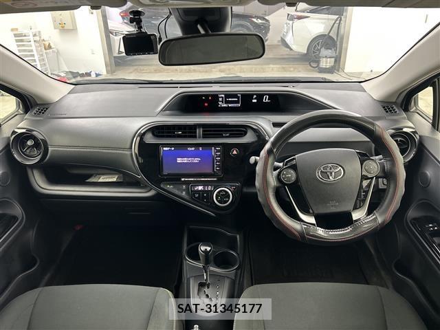 Toyota AQUA 2020 8705788-14