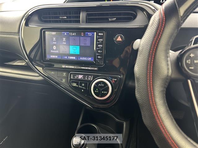 Toyota AQUA 2020 8705788-19