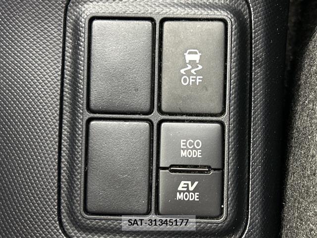 Toyota AQUA 2020 8705788-8
