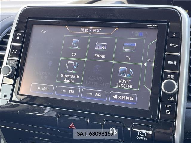 Nissan SERENA 2018 8927709-1
