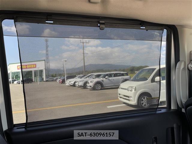 Nissan SERENA 2018 8927709-13
