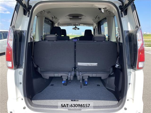 Nissan SERENA 2018 8927709-2