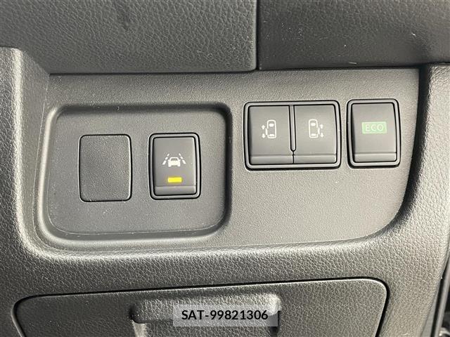 Nissan SERENA 2014 8672103-1
