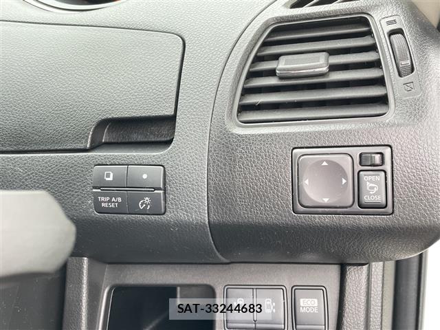 Nissan SERENA 2013 8927713-1