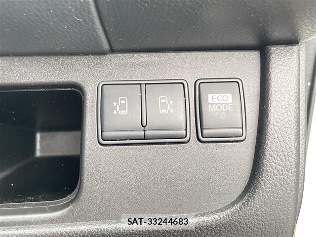 Nissan SERENA 2013 8927713-21