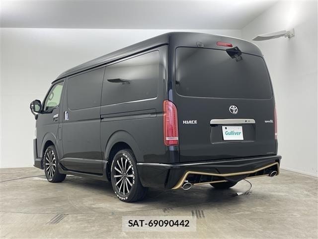 Toyota HIACE VAN 2022 8870298-13