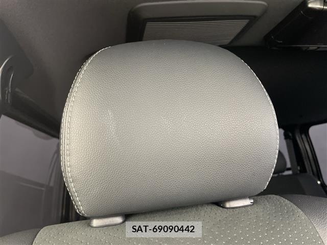 Toyota HIACE VAN 2022 8870298-5