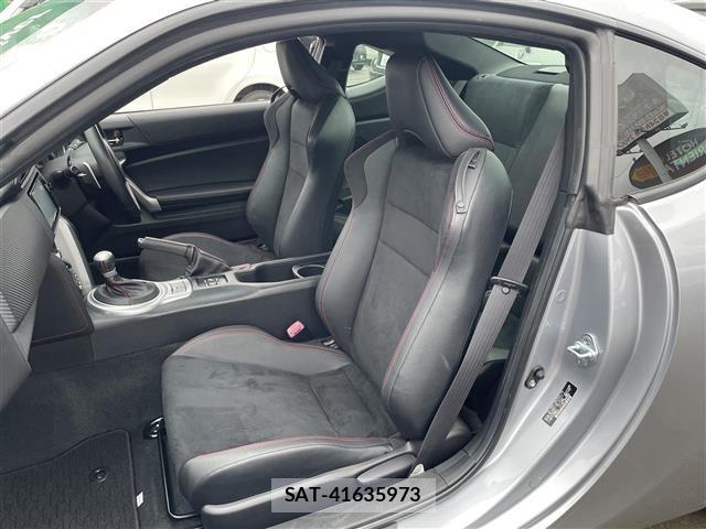 Toyota 86 2015 8892224-11