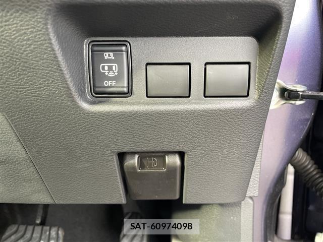 Nissan ROOX 2021 8903418-3