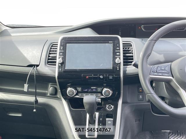 Nissan SERENA 2017 8927714-15