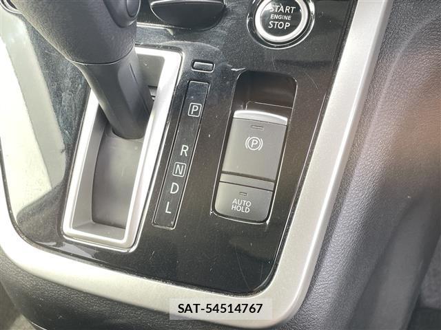 Nissan SERENA 2017 8927714-18