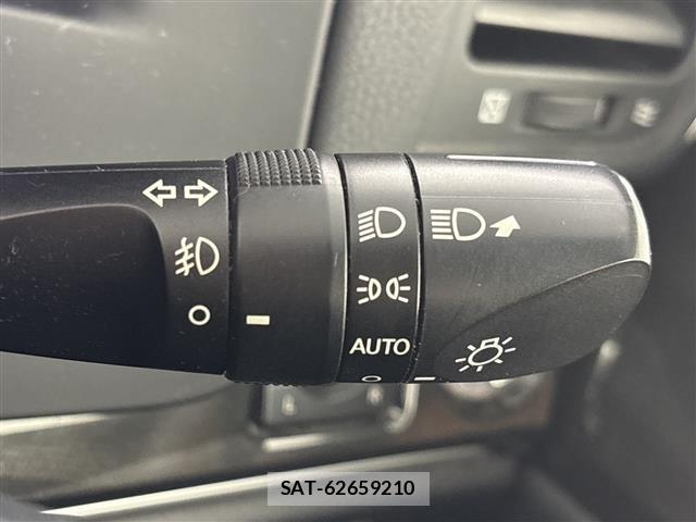Toyota CROWN 2013 8680576-9