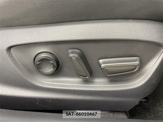 Toyota CAMRY 2017 8885474-1