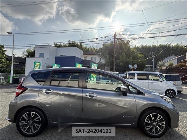 Nissan NOTE 2017 8913084-22