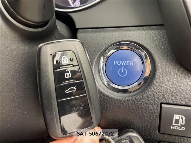 Toyota CAMRY 2022 8885475-9