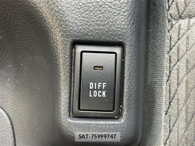 Suzuki CARRY TRUCK 2012 8697913-3