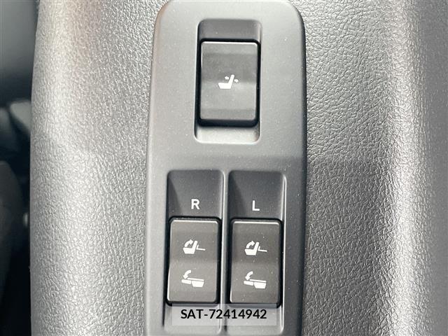 Toyota LAND CRUISER PRADO 2023 8907475-10