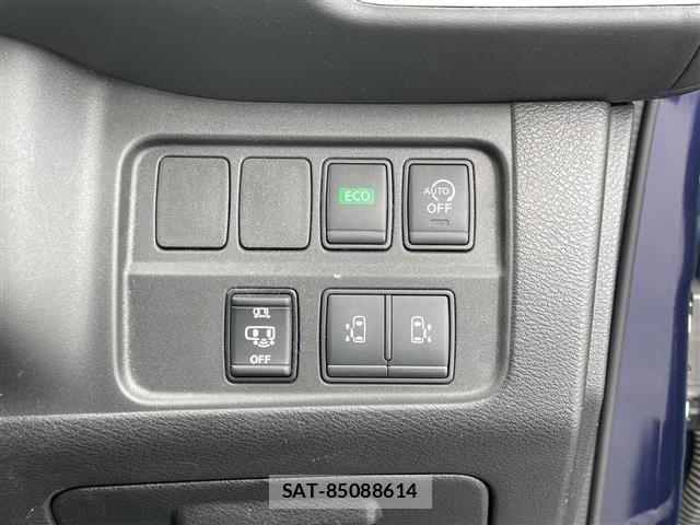 Nissan SERENA 2017 8927738-1