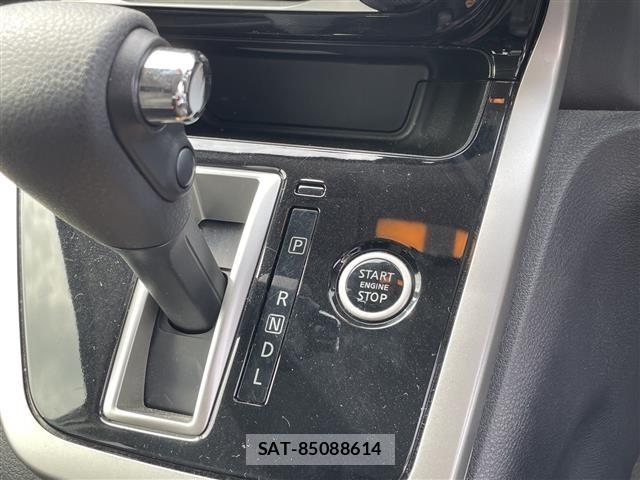 Nissan SERENA 2017 8927738-5