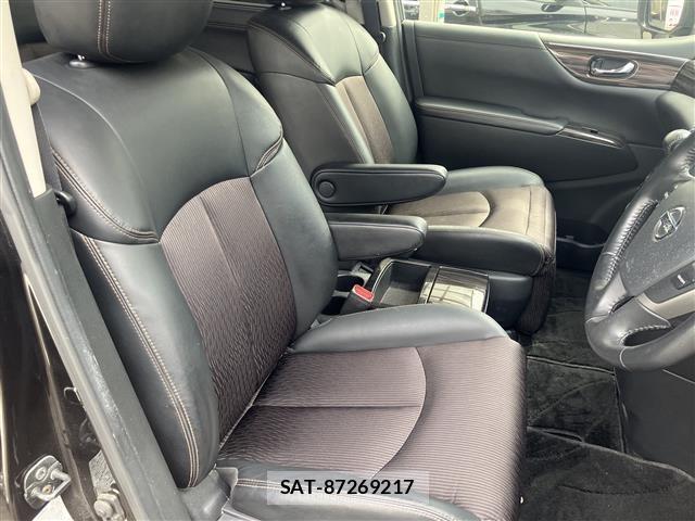 Nissan ELGRAND 2017 8689728-12
