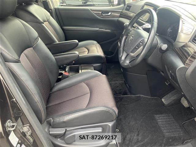 Nissan ELGRAND 2017 8689728-18