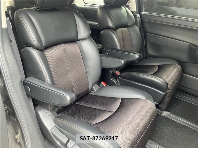 Nissan ELGRAND 2017 8689728-22