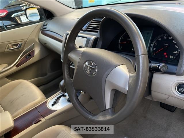 Toyota PREMIO 2012 8700772-20
