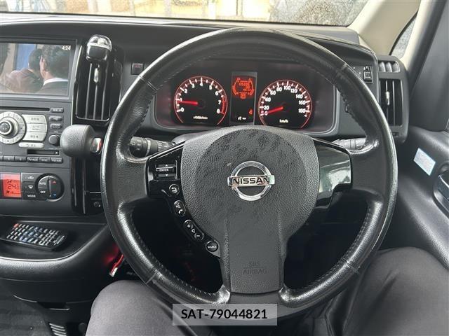 Nissan SERENA 2008 8672120-12