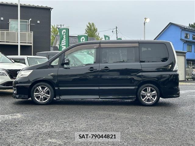 Nissan SERENA 2008 8672120-17