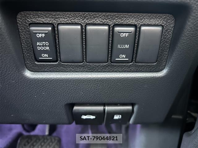 Nissan SERENA 2008 8672120-2