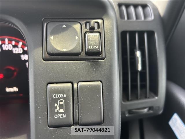 Nissan SERENA 2008 8672120-22