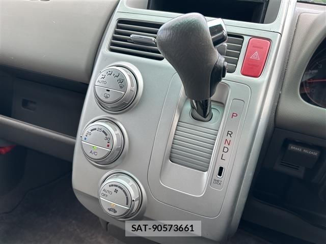 Honda MOBILIO 2005 8775639-13