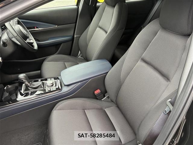 Mazda CX-30 2025 8930651-20