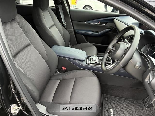 Mazda CX-30 2025 8930651-9